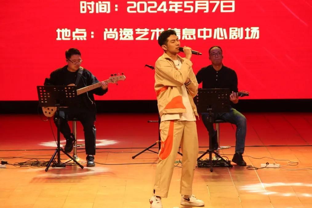 青島市歌舞劇院
