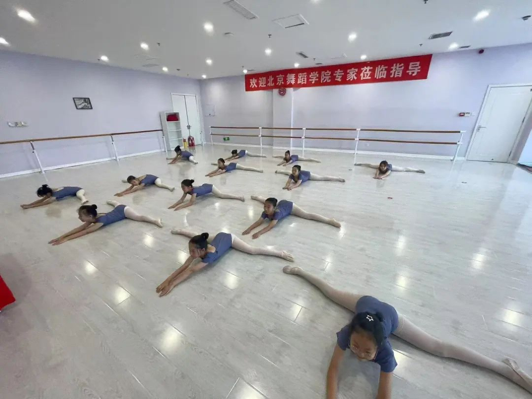 青島市歌舞劇院