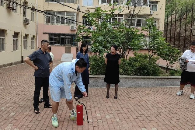 青島市歌舞劇院